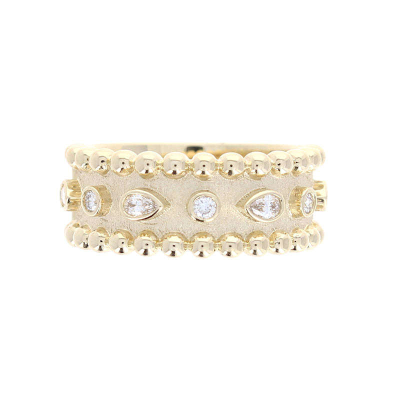 Ladies 14kt Yellow Gold 0.28cts Pear and Round Cut Diamond Ring