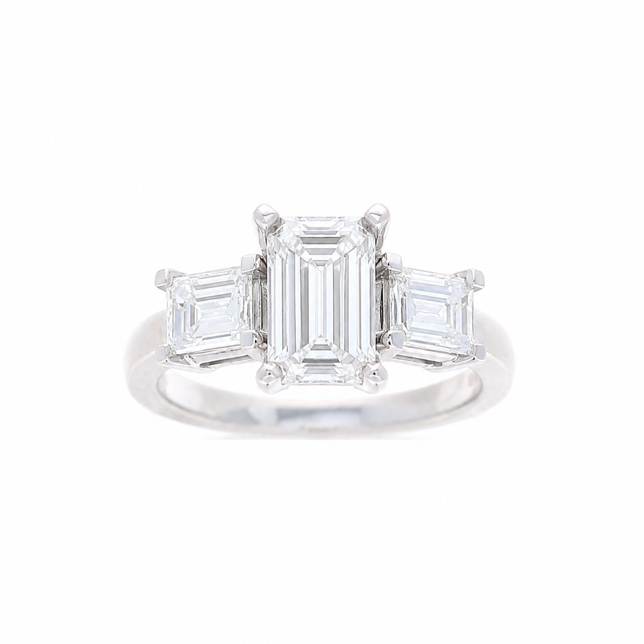 Ladies 14kt White Gold 0.76cts Emerald Cut Diamond Engagement Ring Setting