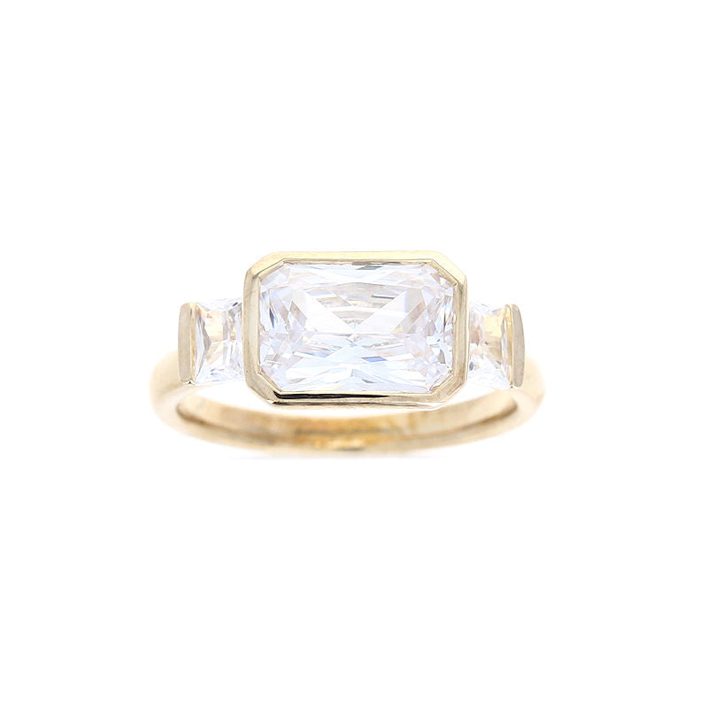 Ladies 14kt Yellow Gold Radiant Cut Diamond Engagement Ring Sample Set Ladies 14kt Yellow Gold Radiant Cut Diamond Engagement Ring Sample Set