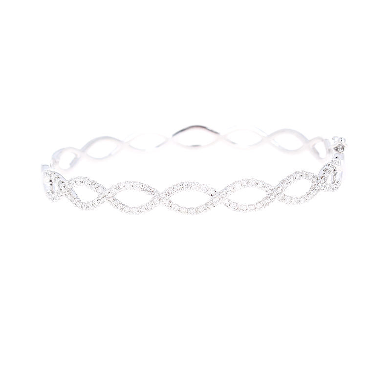 Ladies 14kt White Gold 1.10cts Diamond Bangle