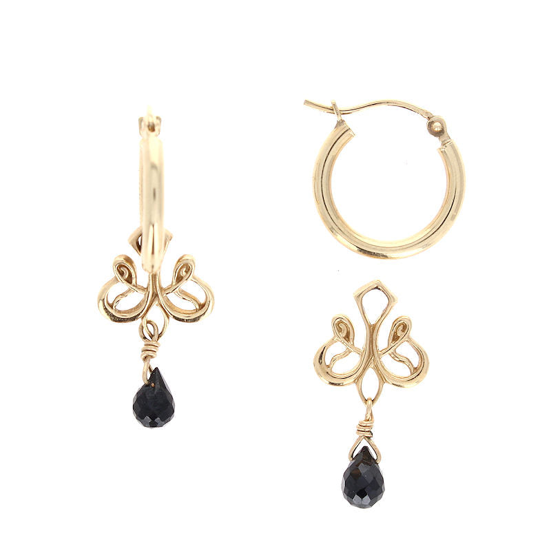 Ladies 14kt Yellow Gold Black Onyx Earrings