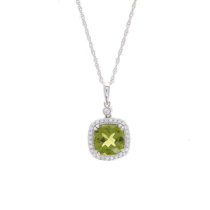 Ladies 14kt White Gold 2.10ct Peridot And 0.18cts Diamond Necklace