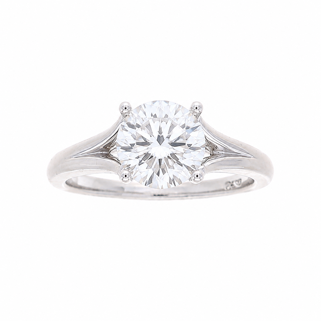 Ladies 18kt White Gold Split Shank Engagement Ring Setting