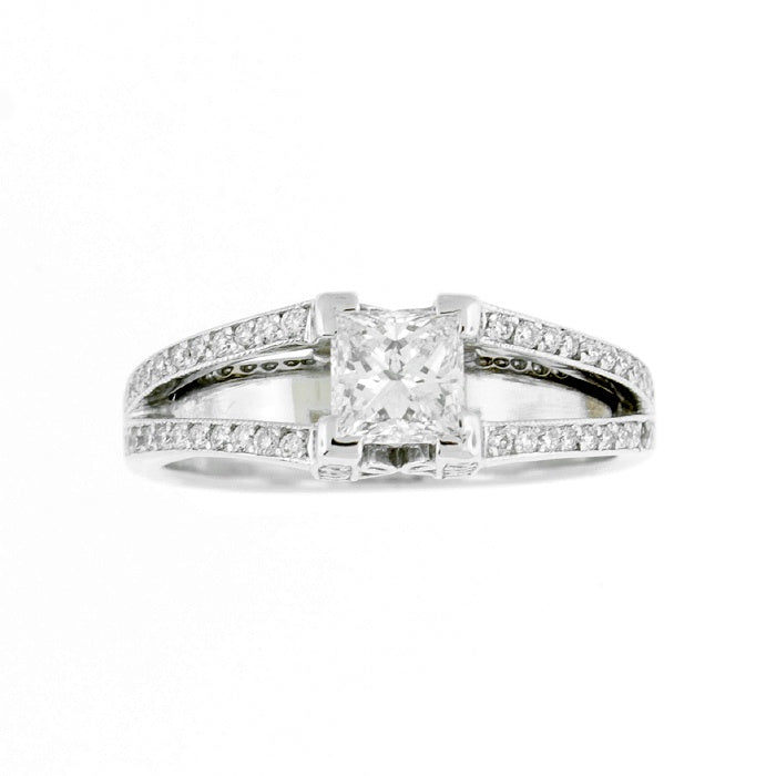 Ladies 18kt White Gold 0.63ct Princess Cut and 0.29cts Round Diamond Engagement Ring