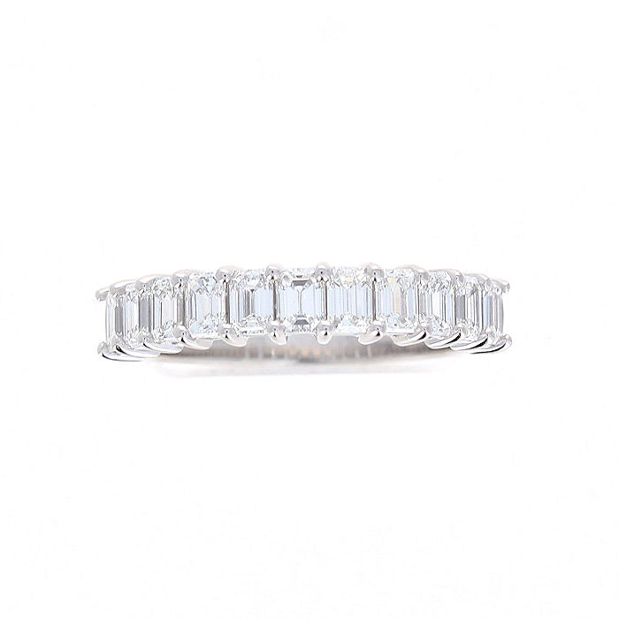 Ladies 14kt White Gold 1.40cts Emerald Cut Diamond Wedding Band