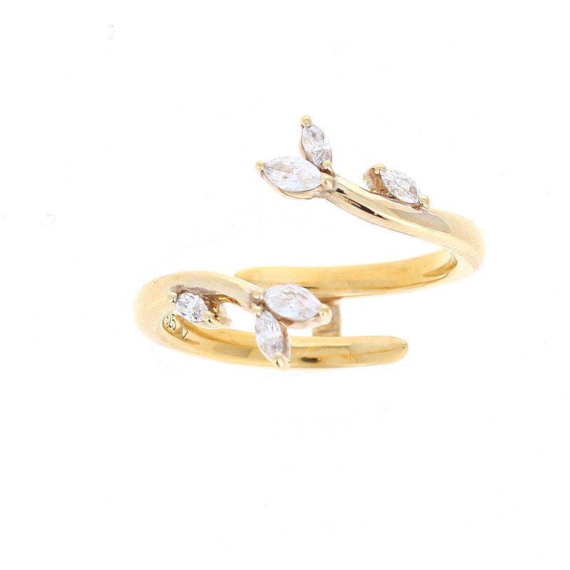 Ladies 14kt Yellow Gold Diamond Wedding Band