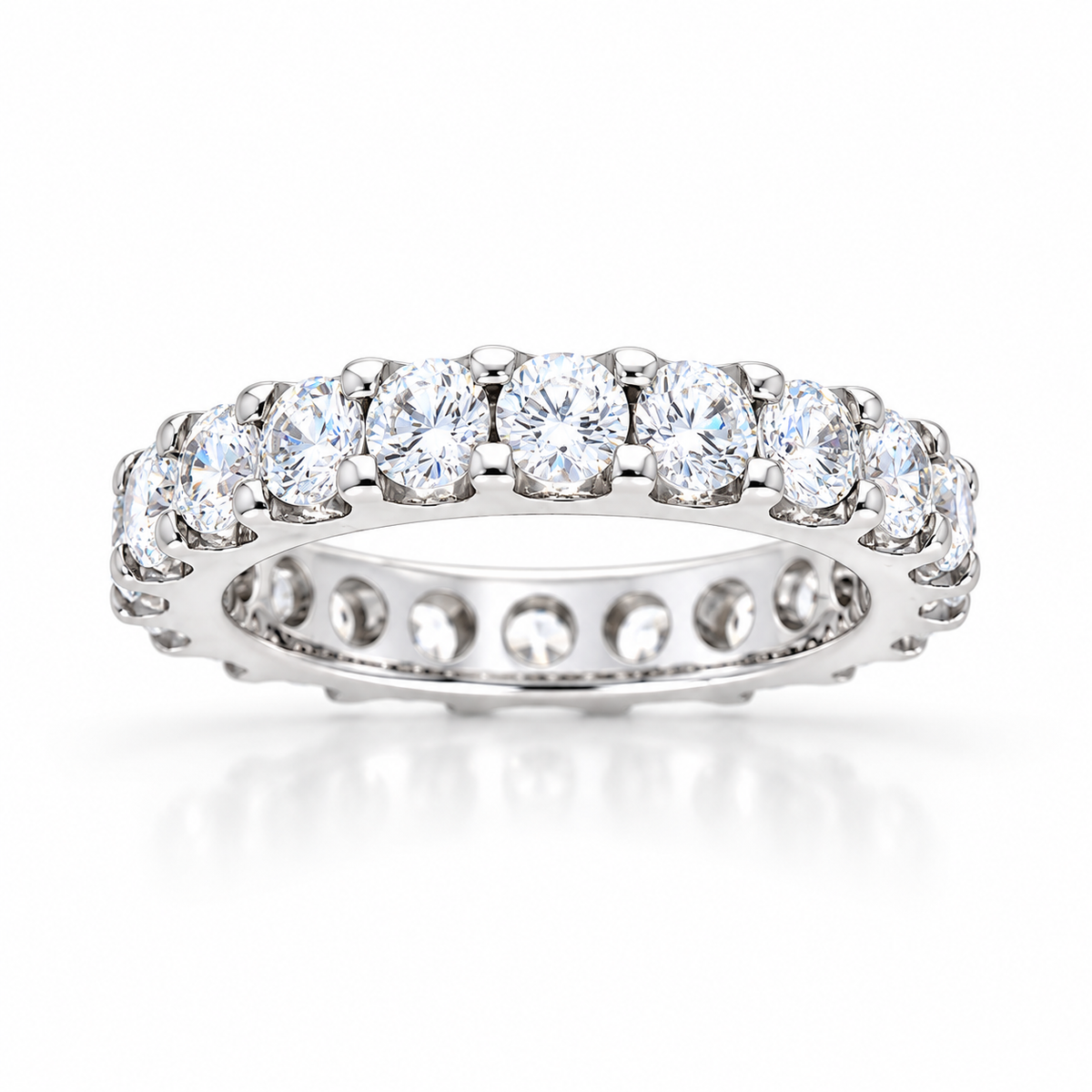 Ladies 14kt White Gold 3.00cts Diamond Eternity Wedding Band