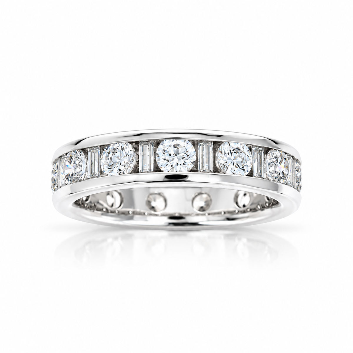 Ladies 14kt White Gold 2.00cts Round and Baguette Cut Diamond Eternity Wedding Band