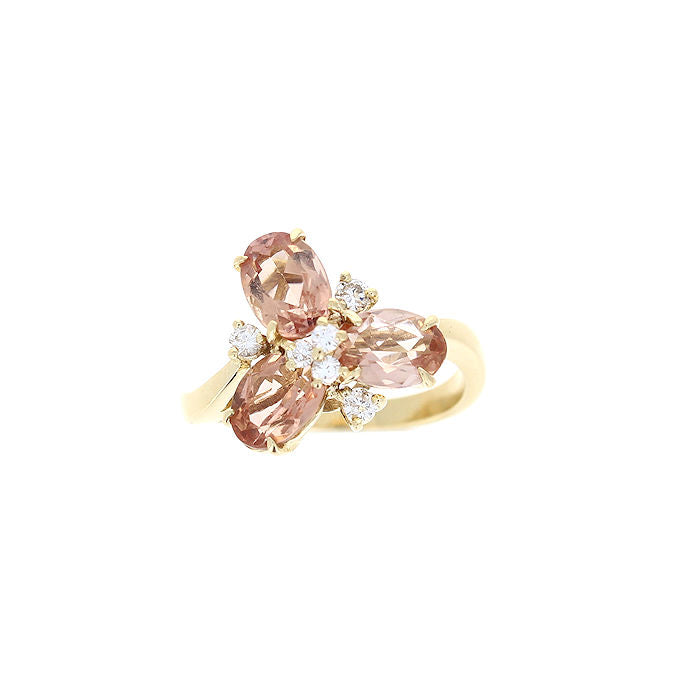 Ladies 18kt Yellow Gold 3.22cts Topaz and 0.18cts Diamond Ring