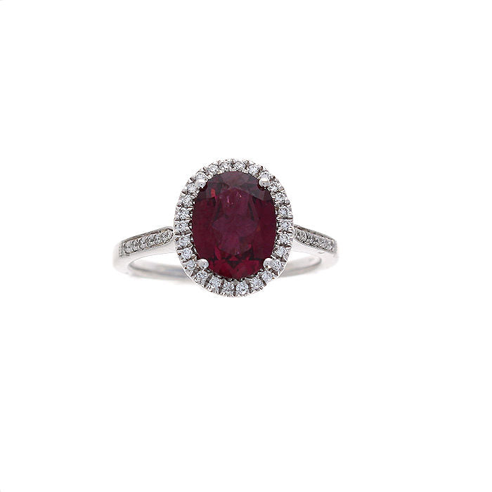 Ladies 14kt White Gold 2.25ct Garnet and 0.25cts Diamond Ring