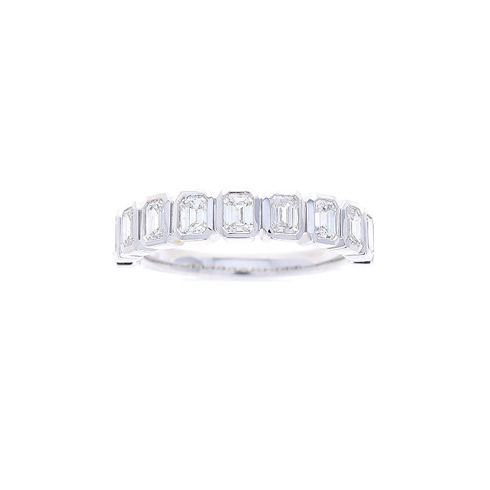 Ladies 14kt White Gold 1.26cts Emerald Cut Diamond Wedding Band