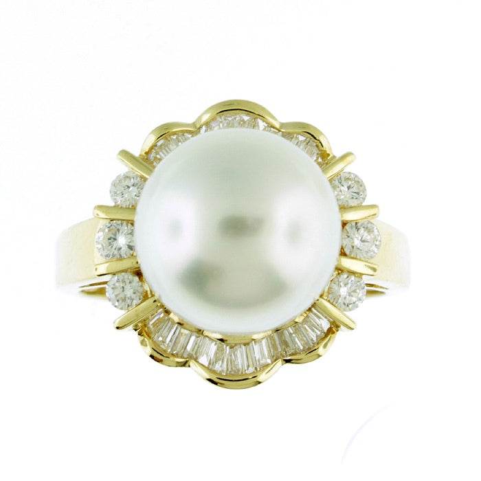 Ladies 18kt Yellow Gold Pearl and 0.79cts Diamond Ring