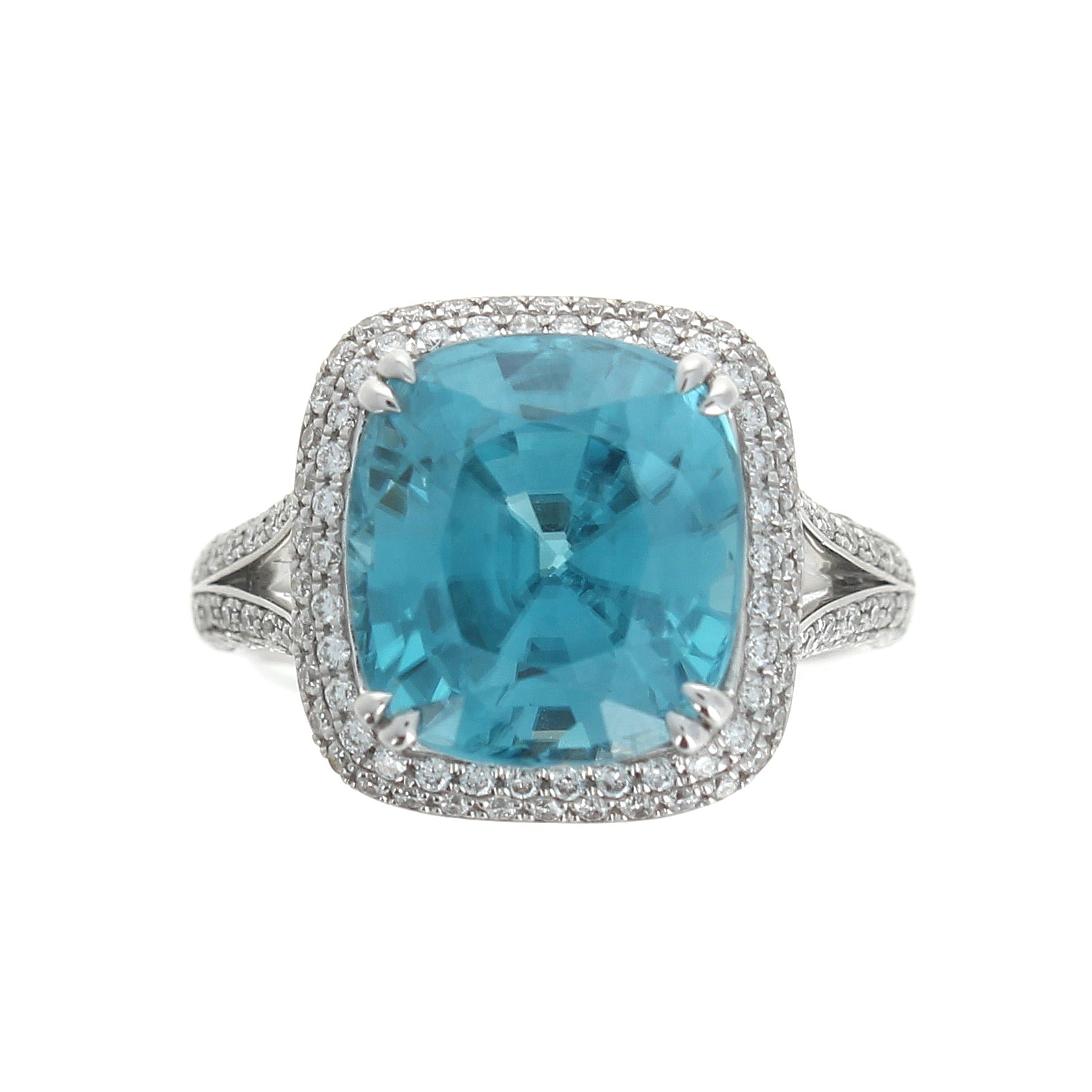 Ladies 18kt White Gold 9.35ct Blue Zircon and 0.68cts Diamond Ring