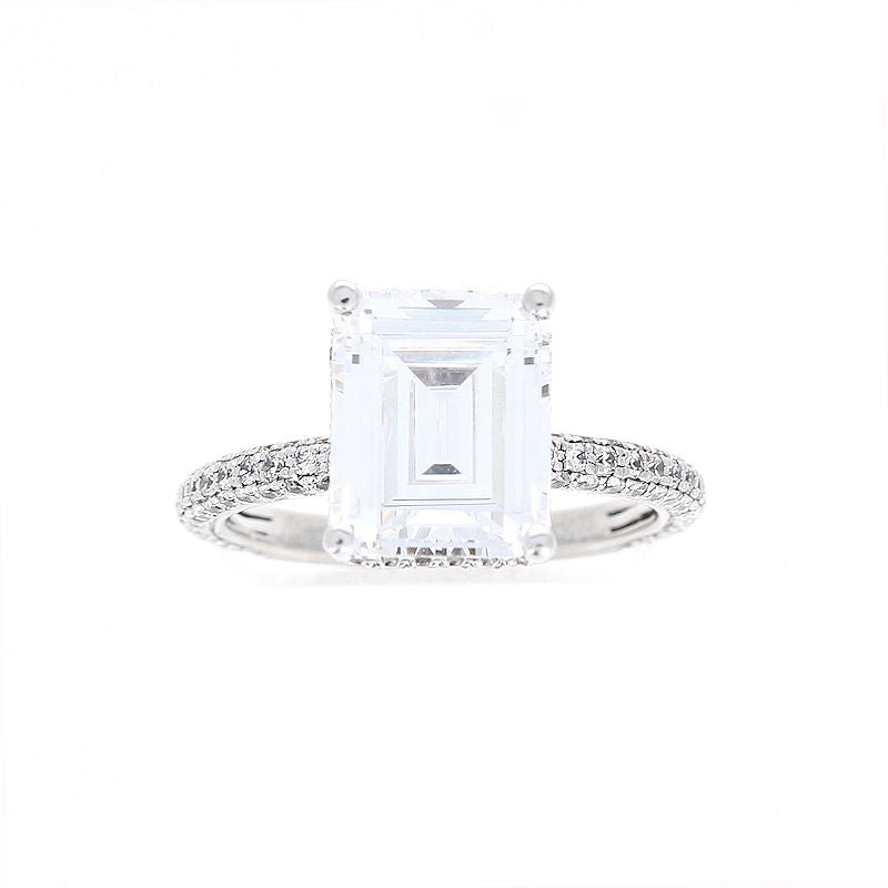 Ladies 18kt White Gold Emerald Cut Diamond Engagement Ring Sample Setting By Simon G