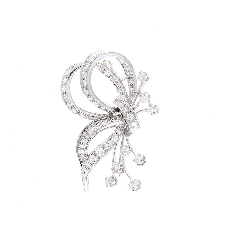 Ladies Platinum Vintage 1.81cts Diamond Brooch Circa 1940