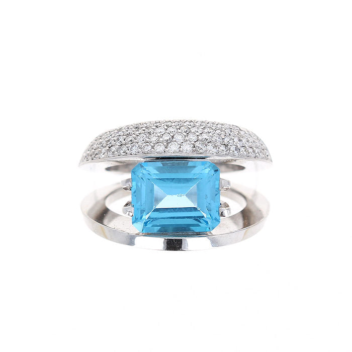 Ladies 14kt White Gold 4.09ct Blue Topaz and 0.70cts Diamond Ring