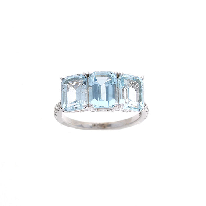 Ladies 14kt White Gold 4.80cts Aquamarine and Diamond Ring