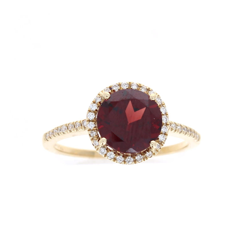 Ladies 14kt Yellow Gold 2.40ct Garnet and 0.16cts Diamond Ring