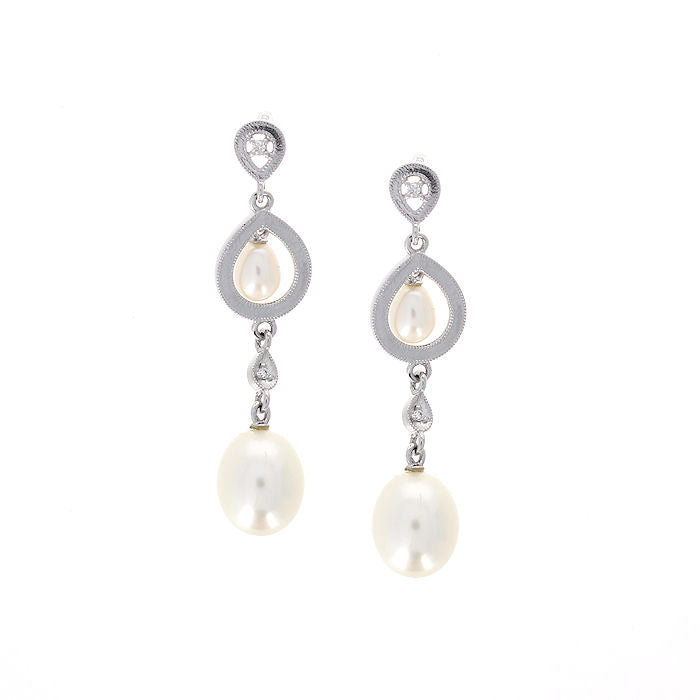 Ladies 18kt White Gold Pearl and Diamond Earrings