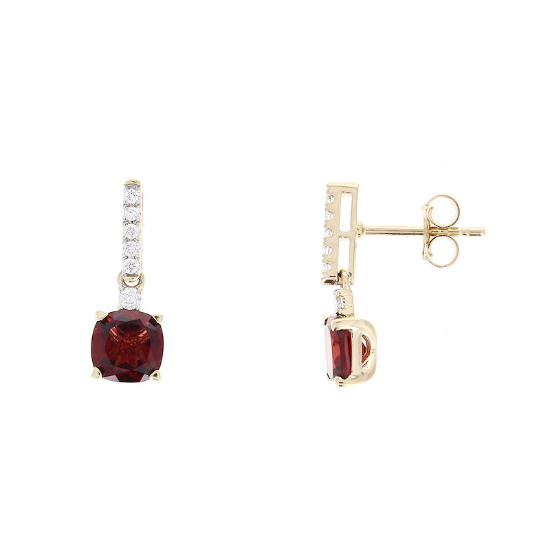 Ladies 14kt Yellow Gold 1.46cts Garnet and 0.14cts Diamond Earrings