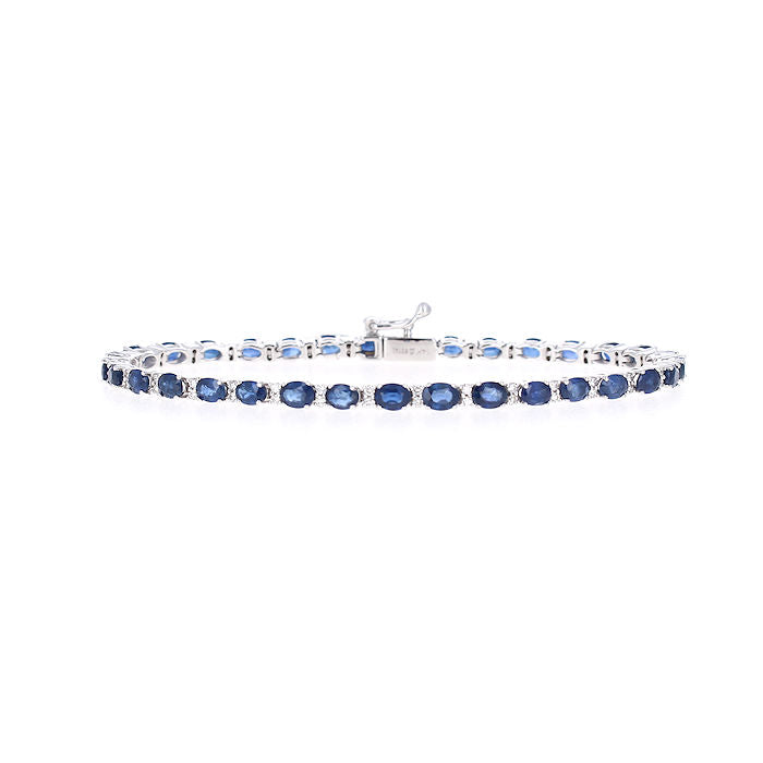 Ladies 14kt White Gold 7.50cts Sapphire and 0.52cts Diamond Bracelet