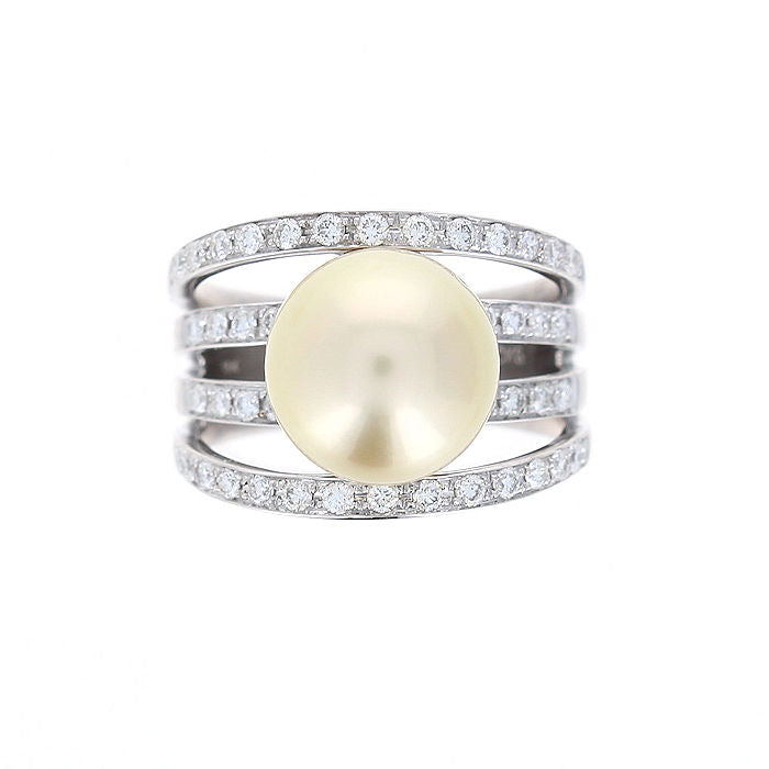 Ladies 18kt White Gold South Sea Pearl and Diamond Ring