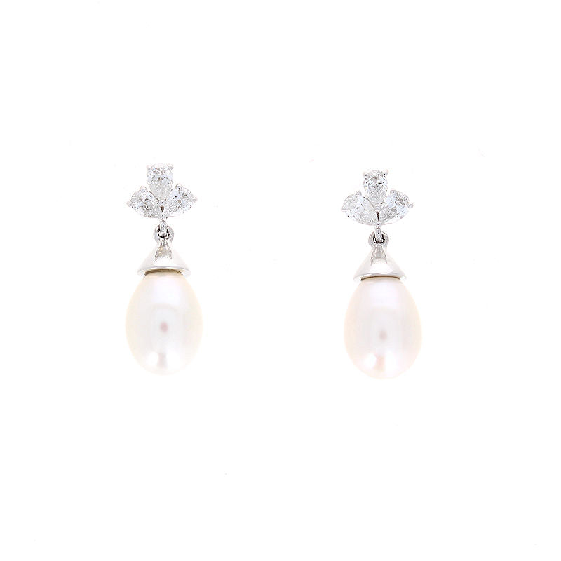 Ladies 14kt White Gold Pearl and 0.28cts Diamond Earrings