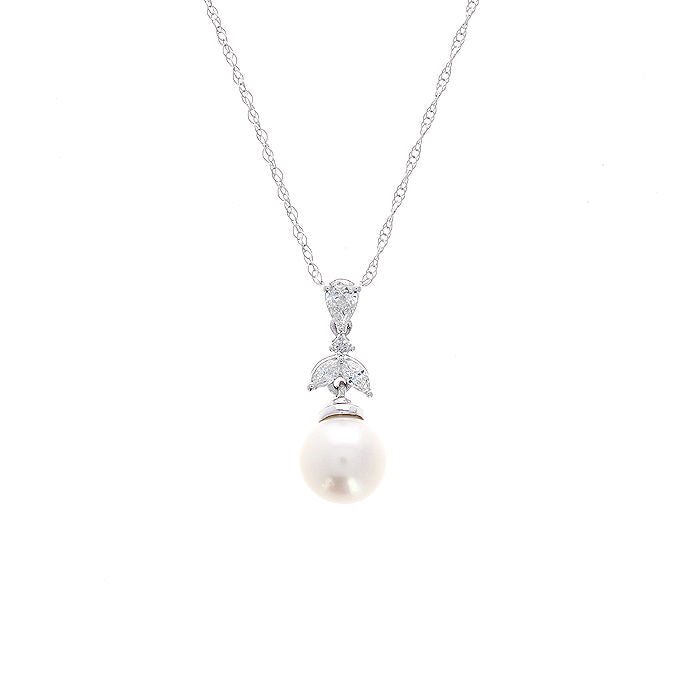 Ladies 14kt White Gold Pearl and 0.19cts Diamond Pendant