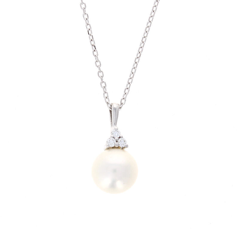 Ladies 14kt White Gold 7.5-8mm Freshwater Pearl and 0.06ct Diamond Neckalce