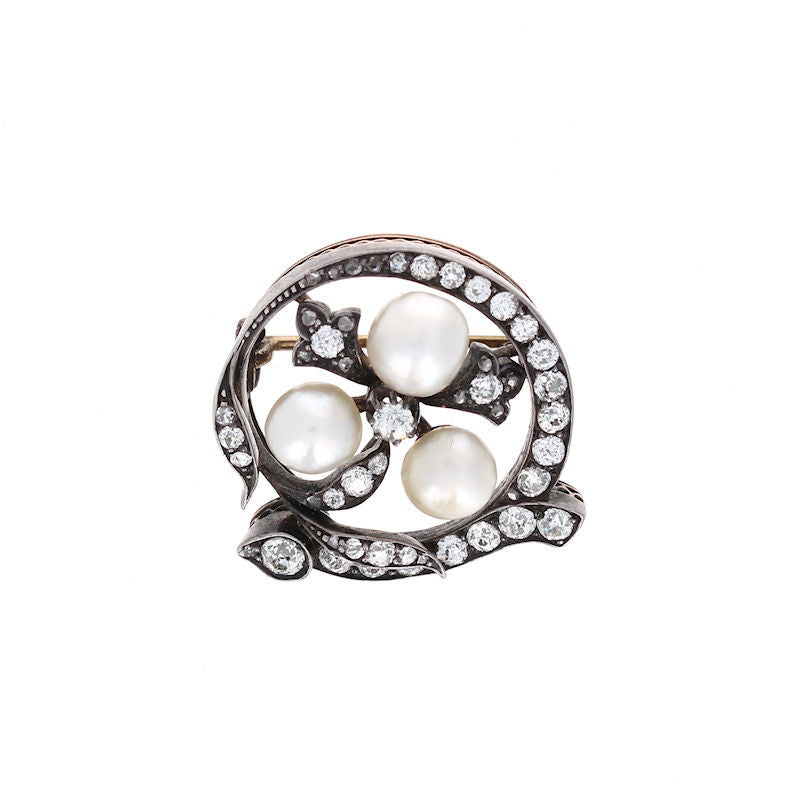 Ladies 10kt Yellow Gold Silver Overlay 7-8mm Natural Pearl and 2.03cts Diamond Brooch Circa 1875